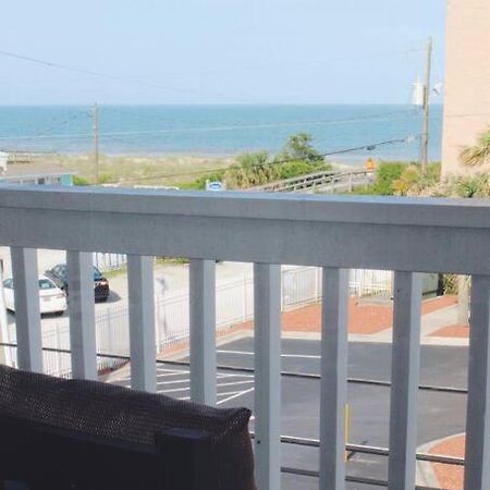 Appartamento Kraken'S Den * Oceanview * Steps To Ocean * Pool Carolina Beach Esterno foto