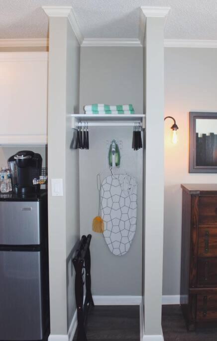 Appartamento Kraken'S Den * Oceanview * Steps To Ocean * Pool Carolina Beach Esterno foto